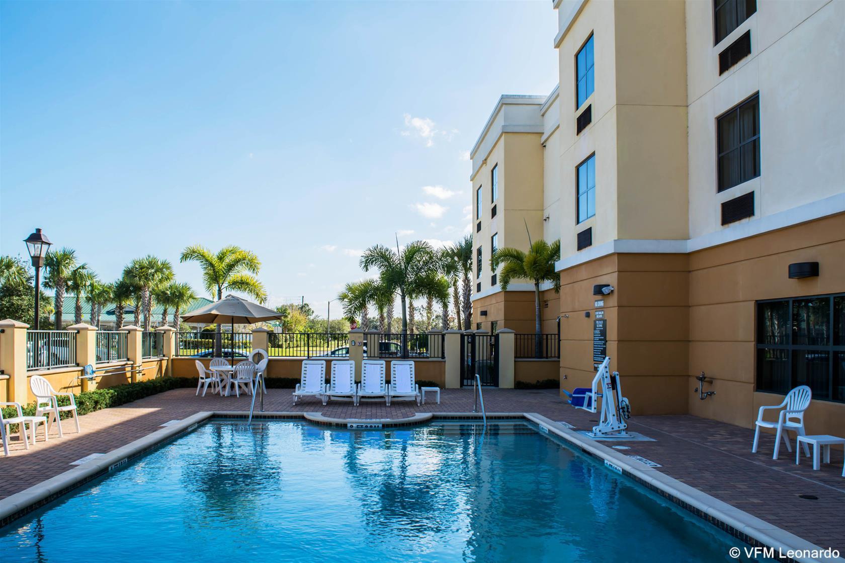 Comfort Suites Vero Beach I-95 Luaran gambar
